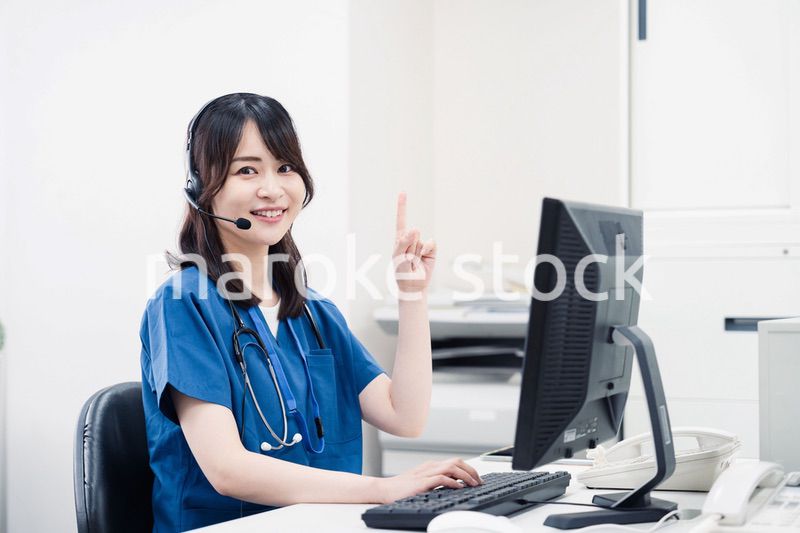 リモートで対応をする医療スタッフ