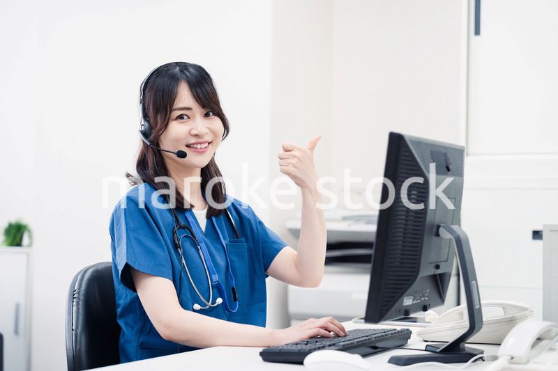 リモートで対応をする医療スタッフ