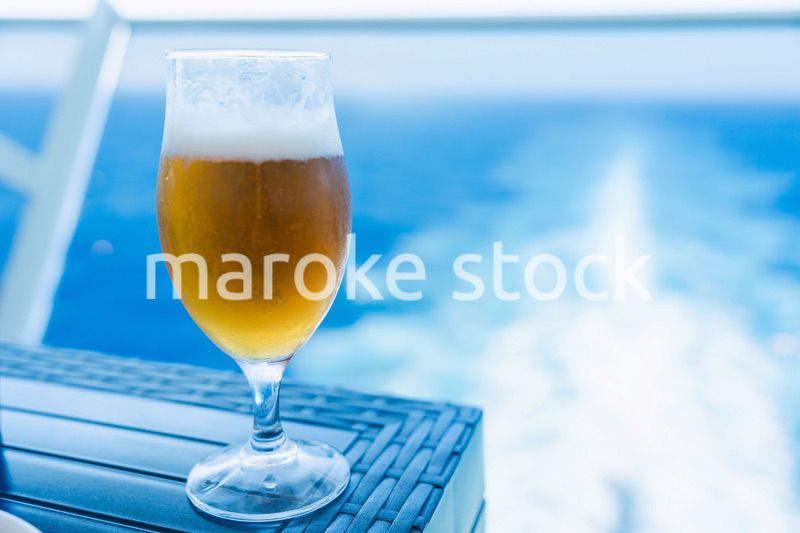 クルーズ船で飲むビール