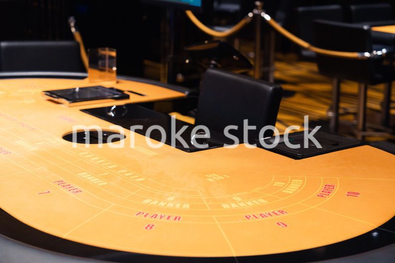 誰もいないカジノ台