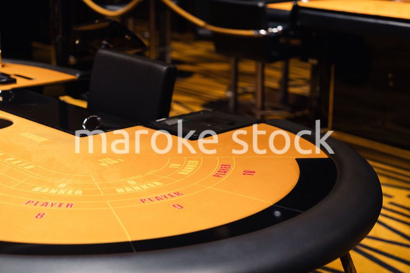 誰もいないカジノ台