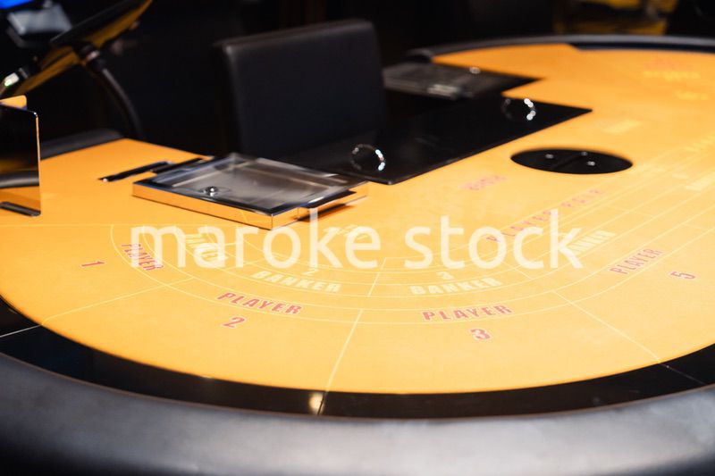 誰もいないカジノ台