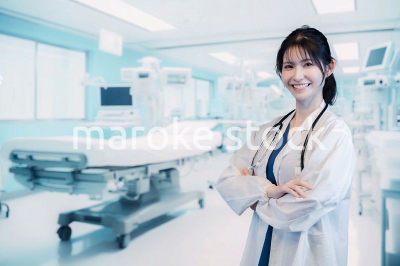 病院で活躍する女性のドクター