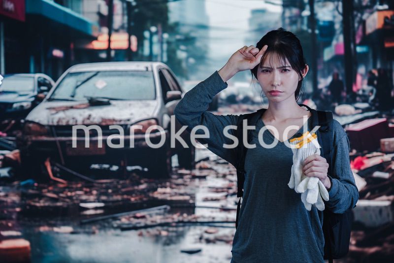 災害で被災した若い女性