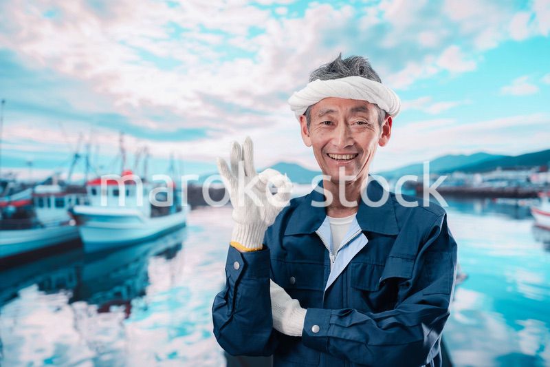 漁港で働く漁師