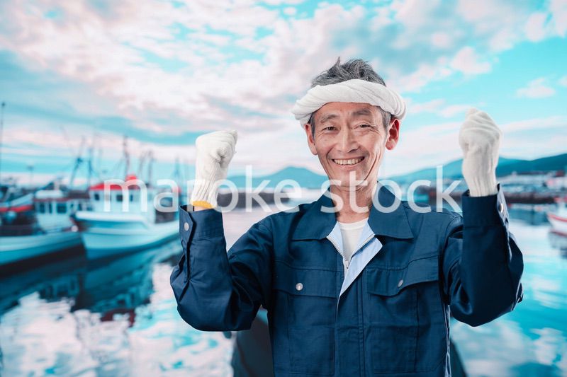 漁港で働く漁師