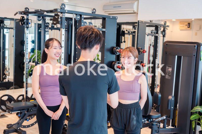 ジムのトレーナーと生徒