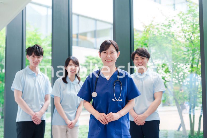 ドクターと医療スタッフ