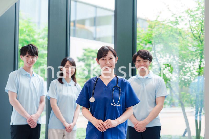 ドクターと医療スタッフ