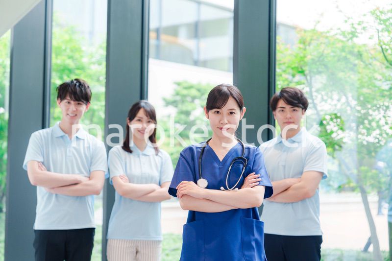 ドクターと医療スタッフ