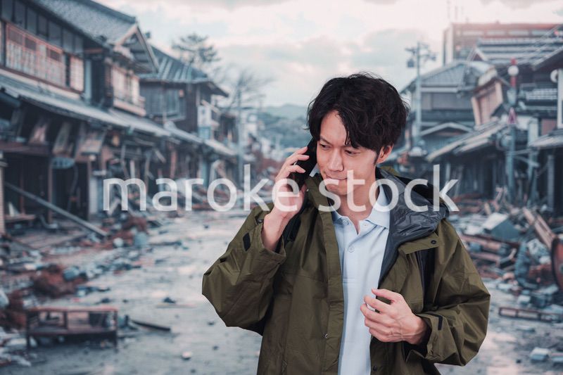 地震で被災した男性