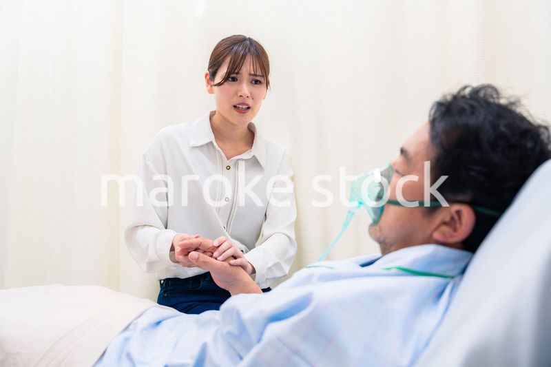 人工呼吸器をつけた男性と病院に駆けつけた家族