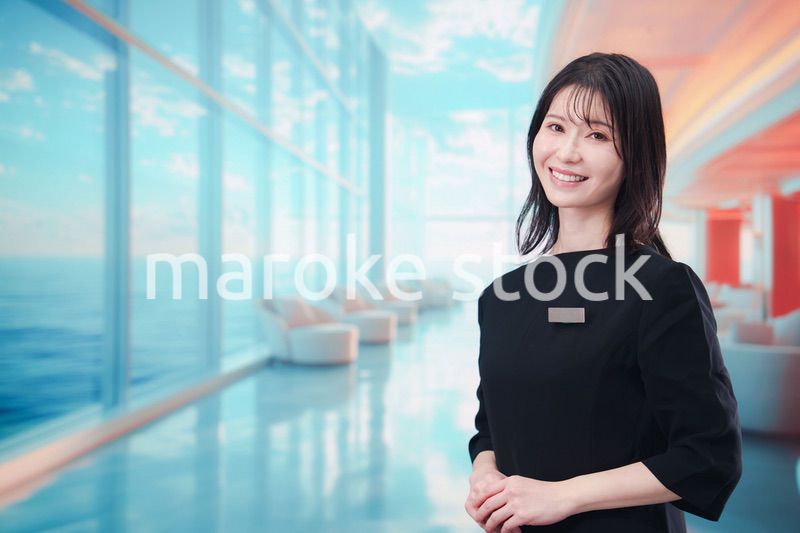 クルーズ船で働く若い女性のクルー