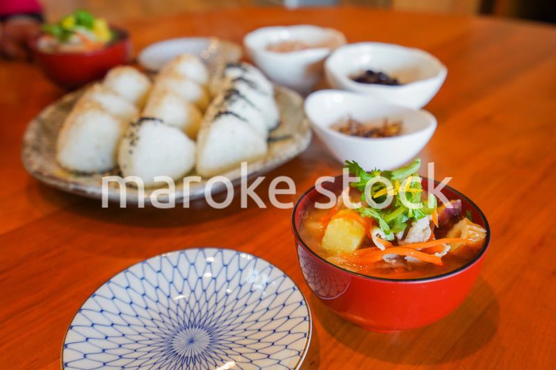 手作りのおにぎり