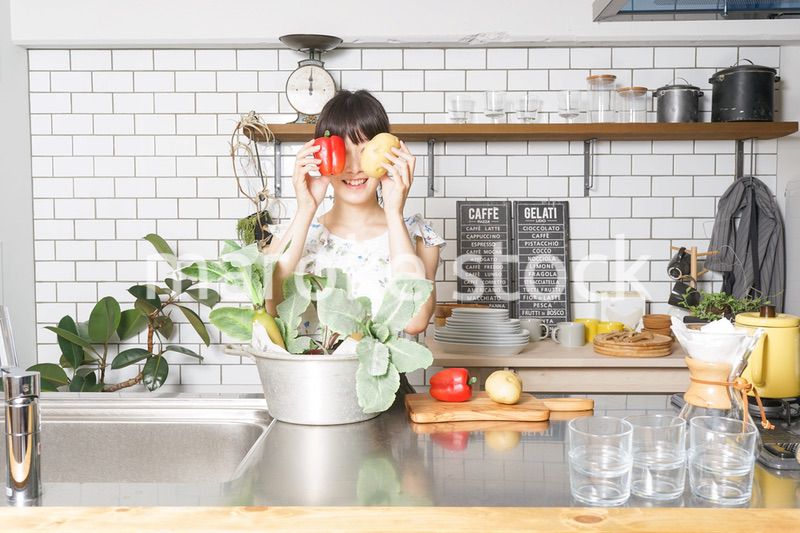 野菜と女性