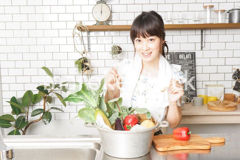 野菜と女性