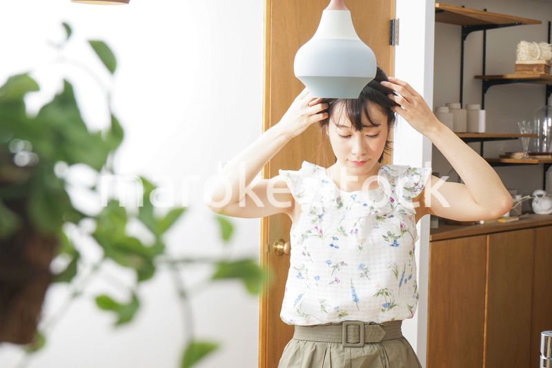 一人暮らしの女性