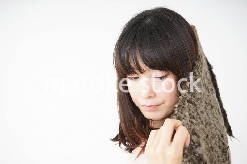 風邪で発熱した若い女性