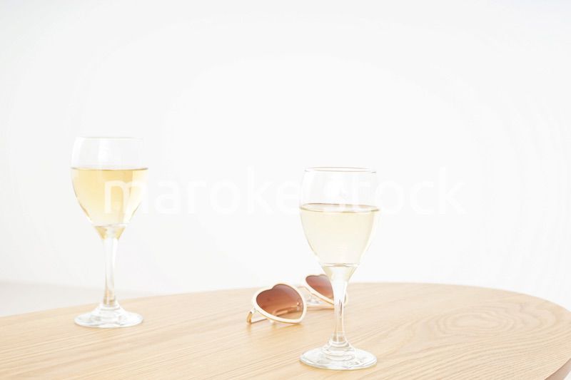 ワイングラス・シャンパンイメージ