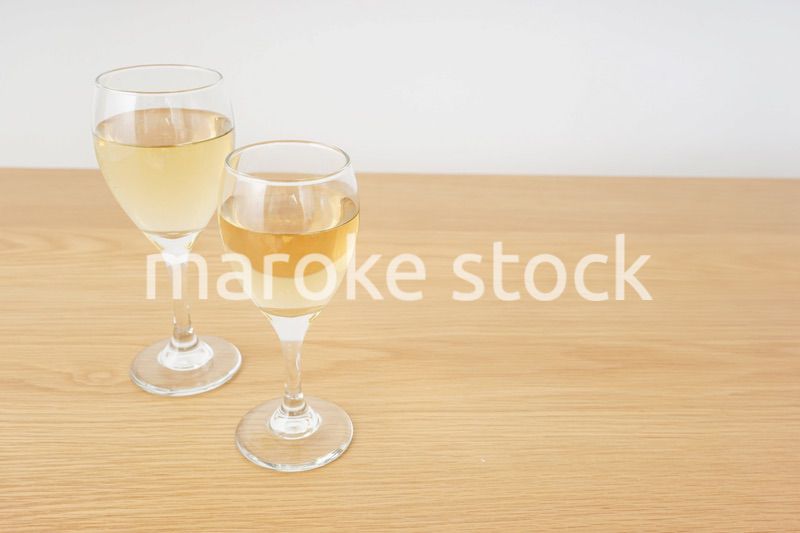 ワイングラス・シャンパンイメージ