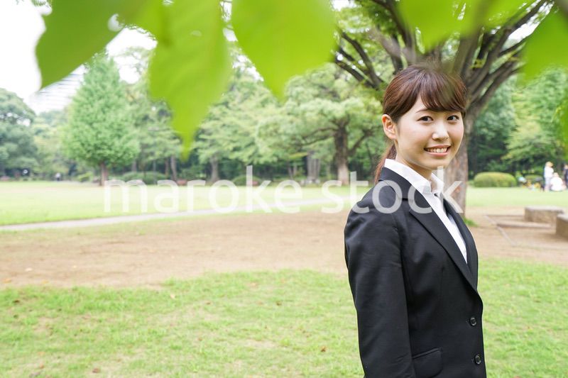 笑顔のビジネスウーマン