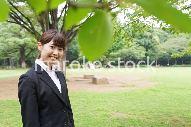 笑顔のビジネスウーマン