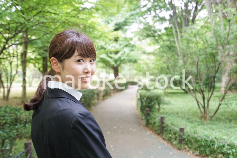 笑顔のビジネスウーマン