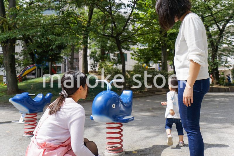 幼稚園に行く子供