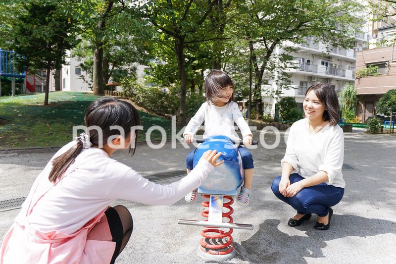幼稚園に行く子供