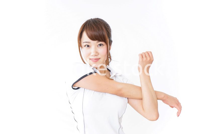 ストレッチをする女性