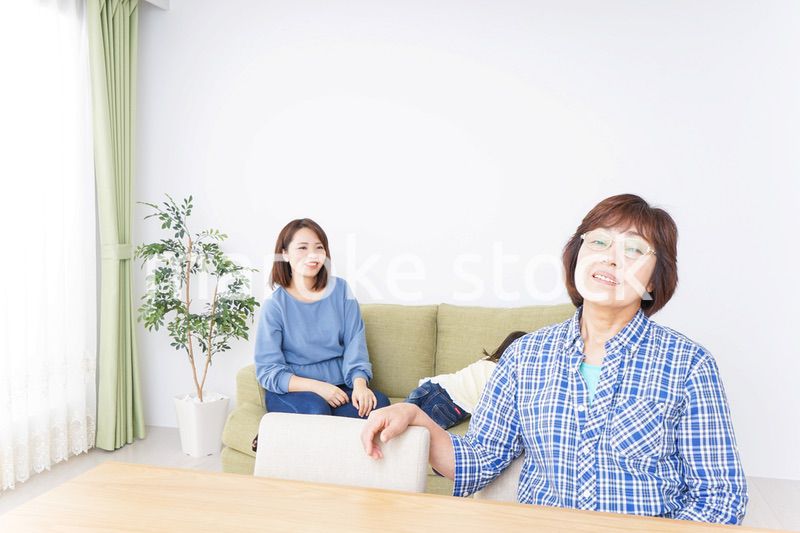 子どもが騒いで嫌がる祖母