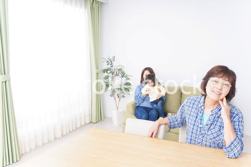 子どもが騒いで嫌がる祖母