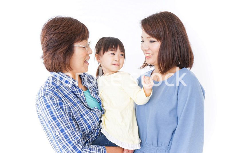 祖母母子供の三世代