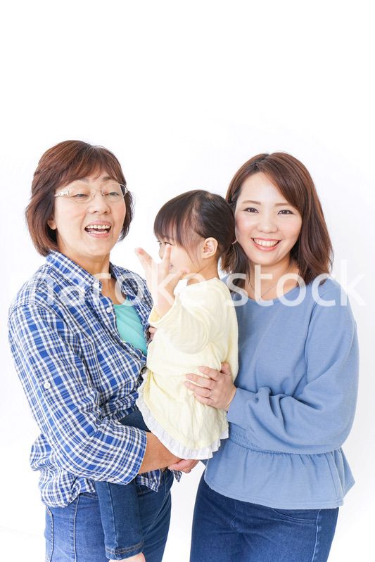 祖母母子供の三世代