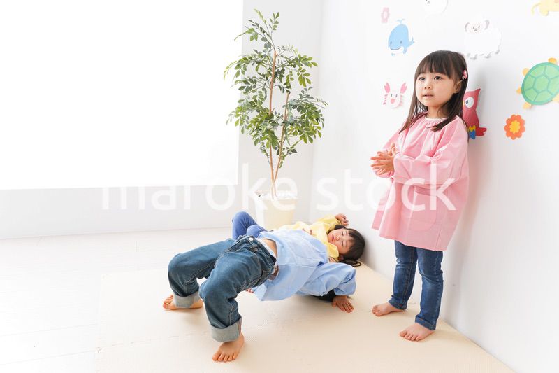 幼稚園・保育所・こども園で楽しく過ごす可愛い子供たち