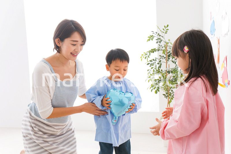 こども園・幼稚園・保育園・英語教室・習い事イメージ