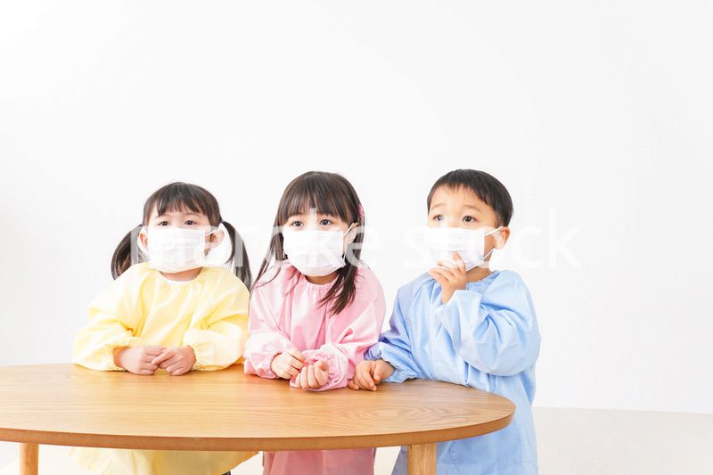 幼稚園・保育所・こども園で楽しく過ごす可愛い子供たち