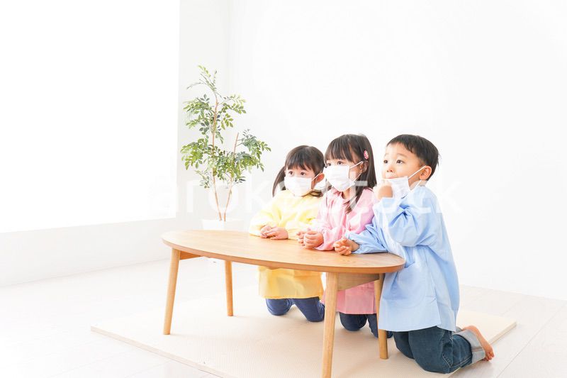 幼稚園・保育所・こども園で楽しく過ごす可愛い子供たち