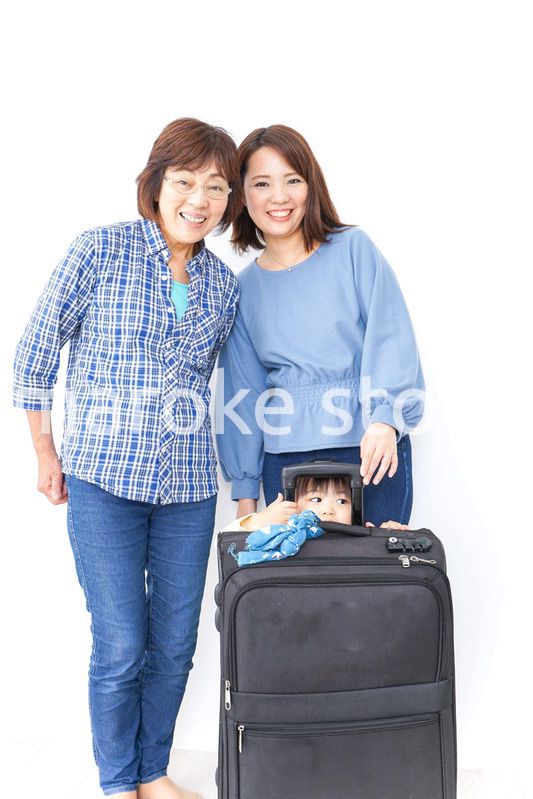 子供・母・おばあちゃんと一緒に旅行