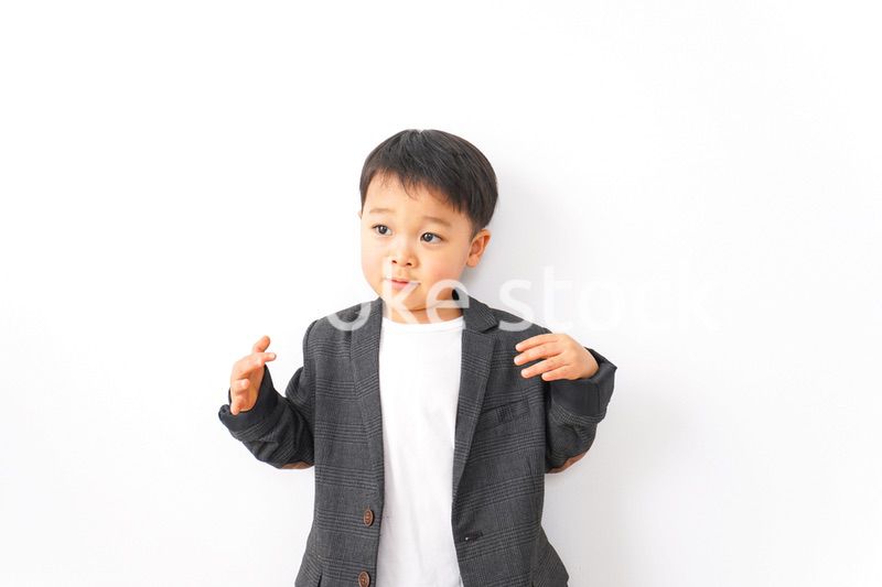 プレゼンをするビジネスマン