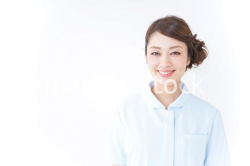笑顔の看護師