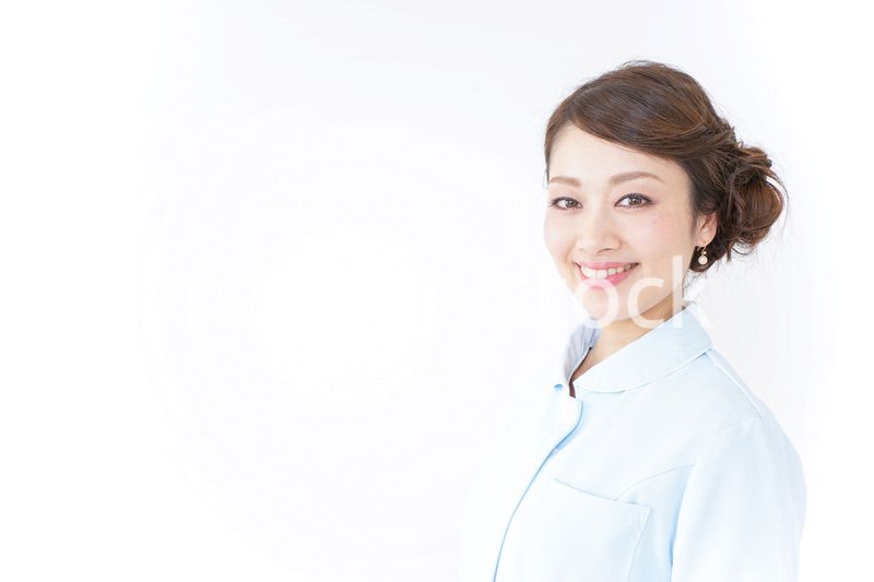笑顔の看護師