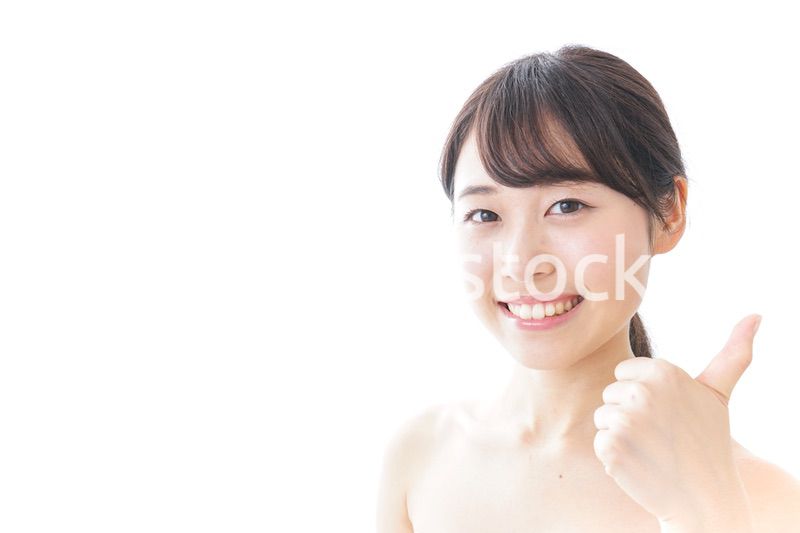 美容アドバイスをする女性