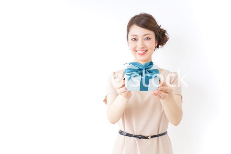 プレゼントと女性