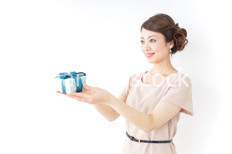 プレゼントと女性