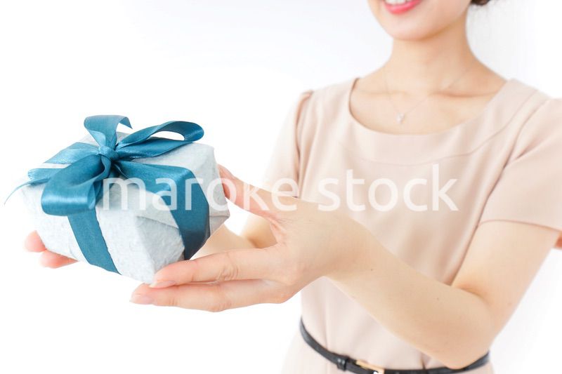 プレゼントと女性