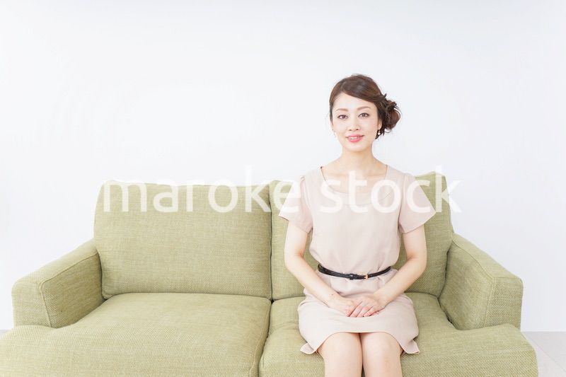 自宅に招く女性