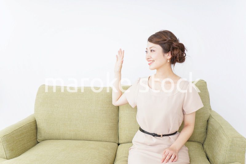 自宅に招く女性