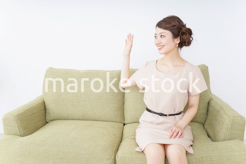 自宅に招く女性