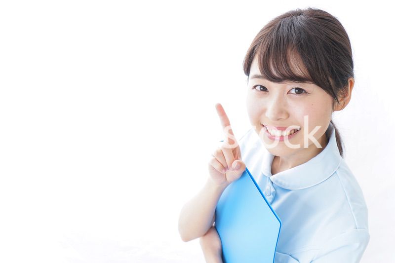 アドバイスをする看護師